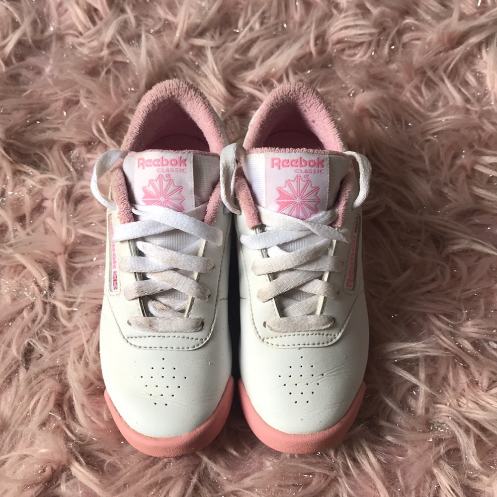 Girls Reebok Shoes - Picture 3 of 7